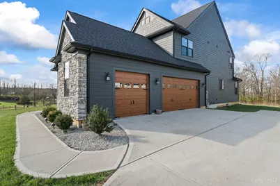 2425 Middleboro Road, Washington Township, OH 45113 - Photo 20