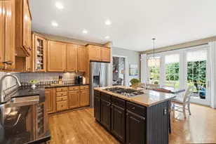 819 River Forest Dr, Hamilton Township, OH 45039 - Photo 16