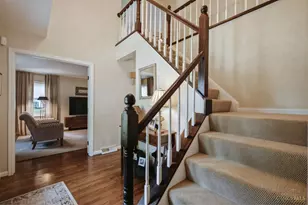 5875 Countryhills Dr, Green Township, OH 45233 - Photo 4