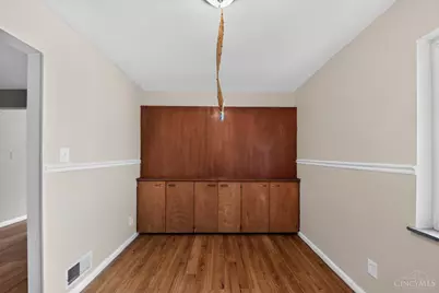 1703 Ashbrook Drive, Cincinnati, OH 45238 - Photo 12