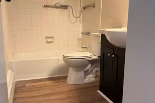 4901 Chalet Dr, Cincinnati, OH 45217 - Photo 16