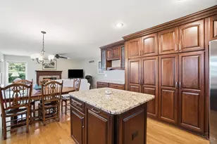2235 Bruns Ln, Anderson Township, OH 45244 - Photo 12
