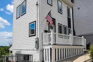 1003 Hill St, Cincinnati, OH 45202 - Photo 1
