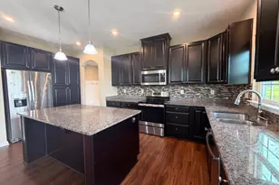 5835 Bryson Ln, Liberty Township, OH 45044 - Photo 8