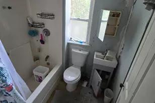 2588 Riverside Dr, Cincinnati, OH 45202 - Photo 14