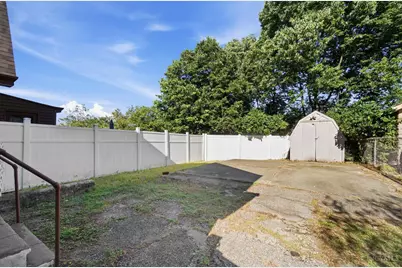 2105 W Clifton Avenue, Cincinnati, OH 45219 - Photo 28