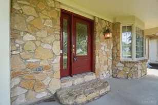 947 Brittany Hills Dr, Washington Twp, OH 45459 - Photo 10