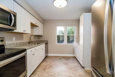 4105 Paxton Woods Drive, Cincinnati, OH 45209 - Photo 10