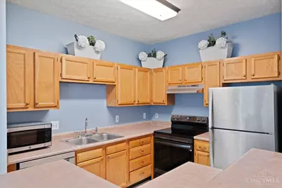 635 Keystone Drive #306, Union Township, OH 45244 - Photo 8
