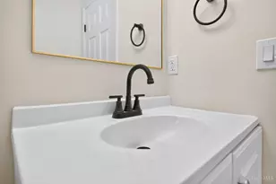 1645 Mandarin Ct, Forest Park, OH 45240 - Photo 48