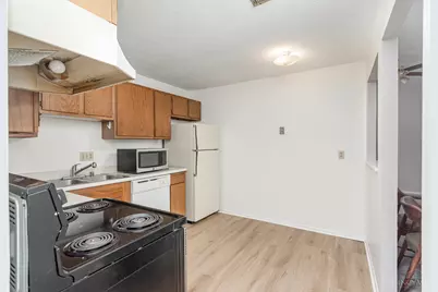 518 Riddle Road #12, Cincinnati, OH 45220 - Photo 6