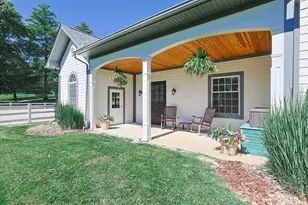 8205 Kroger Farm Rd, Indian Hill, OH 45243 - Photo 46