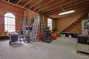 8205 Kroger Farm Rd, Indian Hill, OH 45243 - Photo 56