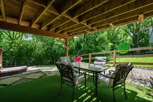 8242 Ravenwood Way, West Chester, OH 45069 - Photo 6