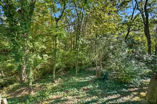 7373 Woodcroft Dr, Anderson Township, OH 45230 - Photo 6