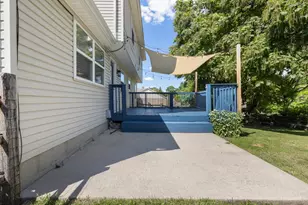 8042 Laurelwood Dr, Hamilton Township, OH 45039 - Photo 34