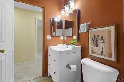 8042 Laurelwood Drive, Maineville, OH 45039 - Photo 28