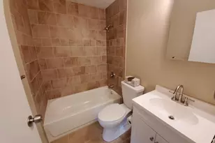6646 Hearne Rd, Green Township, OH 45248 - Photo 8