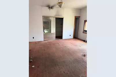 755 N Fred Shuttlesworth Circle, Cincinnati, OH 45229 - Photo 8