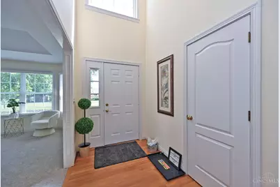 8552 Deerway Drive, Cincinnati, OH 45236 - Photo 2