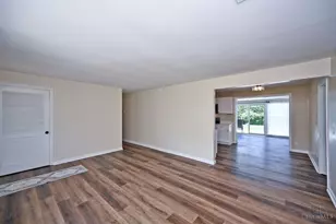 1102 Heatherstone Way, Miami Township, OH 45150 - Photo 10