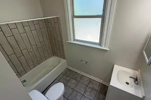 275 Mccormick Pl, Cincinnati, OH 45219 - Photo 16