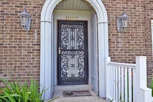 11407 Owenton Ct, Forest Park, OH 45240 - Photo 2