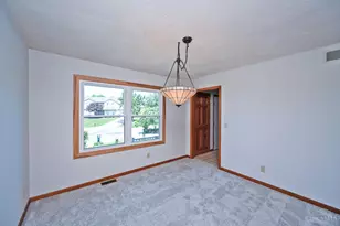 11407 Owenton Ct, Forest Park, OH 45240 - Photo 6