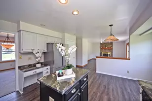 11407 Owenton Ct, Forest Park, OH 45240 - Photo 10