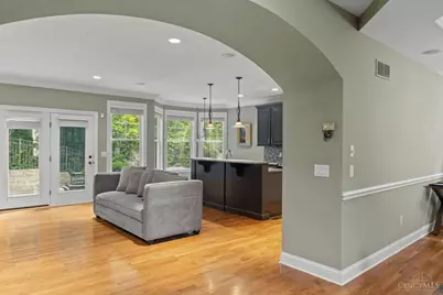 434 Stanley Avenue, Cincinnati, OH 45226 - Photo 4
