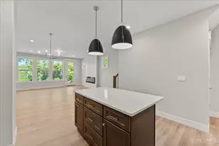 1906 Pogue Ave, Cincinnati, OH 45208 - Photo 14