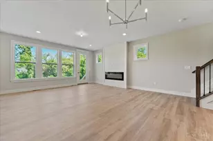 1906 Pogue Ave, Cincinnati, OH 45208 - Photo 8