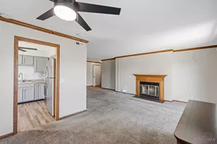 11753 Rose Ln, Springdale, OH 45246 - Photo 14