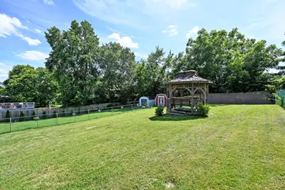3763 Frondorf Avenue, Green Township, OH 45211 - Photo 38