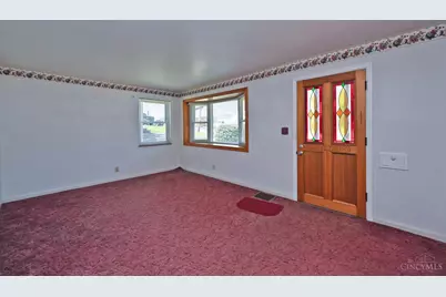 3763 Frondorf Avenue, Green Township, OH 45211 - Photo 6