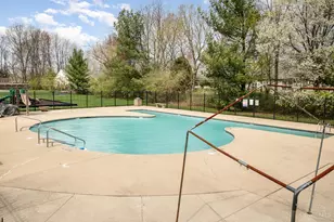 7751 Crystal Lake Ln, Hamilton Township, OH 45039 - Photo 34