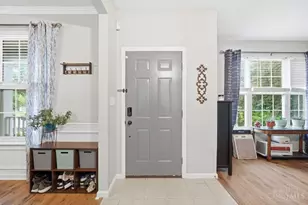 740 Oak Forest Dr, Hamilton Township, OH 45152 - Photo 4