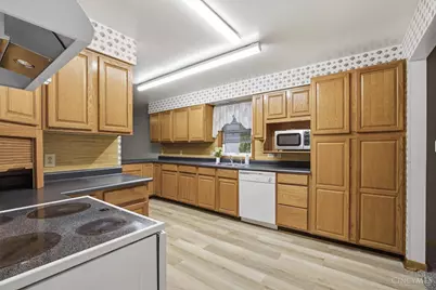 310 N Gebhart Church Road, Miamisburg, OH 45342 - Photo 24