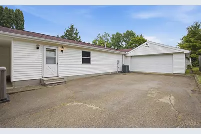310 N Gebhart Church Road, Miamisburg, OH 45342 - Photo 4