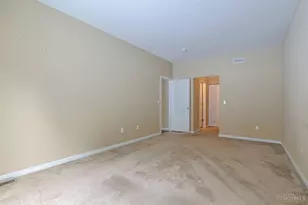 7307 Hunters Ridge Ln, Colerain Township, OH 45248 - Photo 18