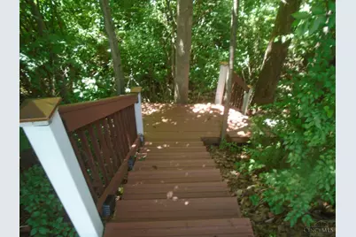 74 Persimmon Drive W, Hamilton, OH 45013 - Photo 8