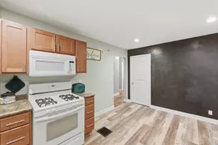 6924 Gloria Dr, Cincinnati, OH 45239 - Photo 14