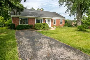 10 Highridge Dr, Loveland, OH 45140 - Photo 2