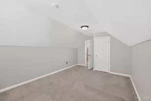 3917 Delhi Ave, Delhi Township, OH 45204 - Photo 24