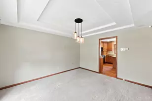 6980 Dovehill Ln, Green Township, OH 45248 - Photo 14