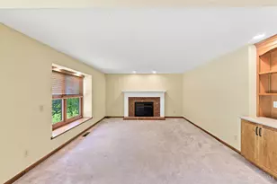 6980 Dovehill Ln, Cincinnati, OH 45248 - Photo 8