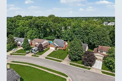 8684 Beckys Ridge Drive, Colerain Township, OH 45251 - Photo 6