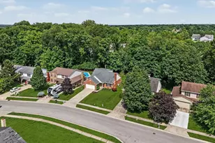 8684 Beckys Ridge Dr, Colerain Township, OH 45251 - Photo 6