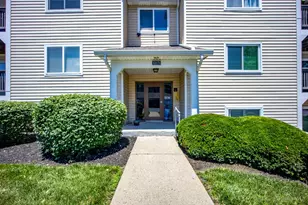 12171 Regency Run Ct, Springfield Township, OH 45240 - Photo 2