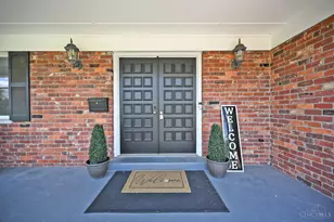 12193 Bath Ct, Sharonville, OH 45241 - Photo 2